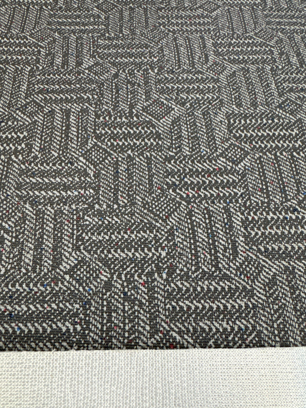 V81 NISSAN 1.0MM VINYL