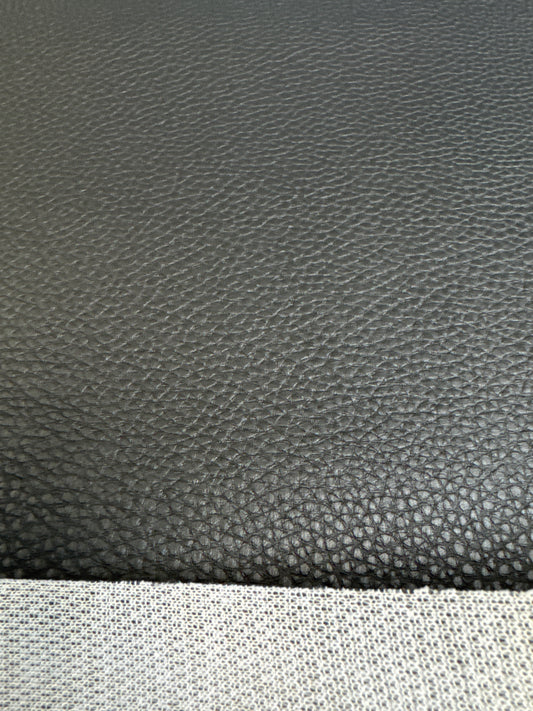 V73 BUFFALO BLACK 0.9MM VINYL