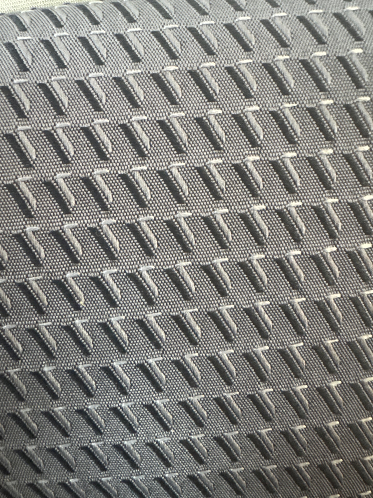 GEO GREY BLOCK ANGLED (CAR-FAB)