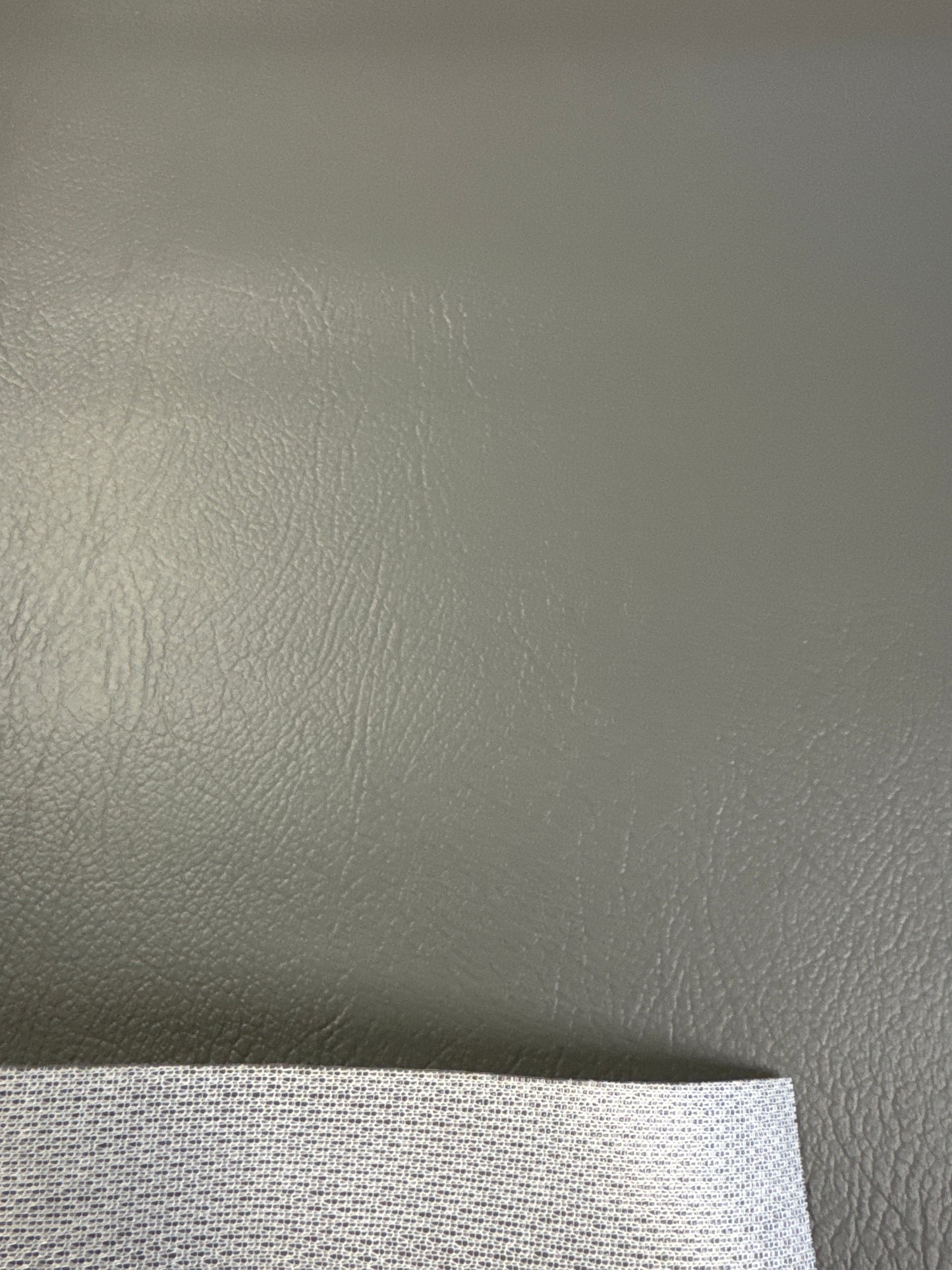 V40 L/GREY 0.9MM VINYL